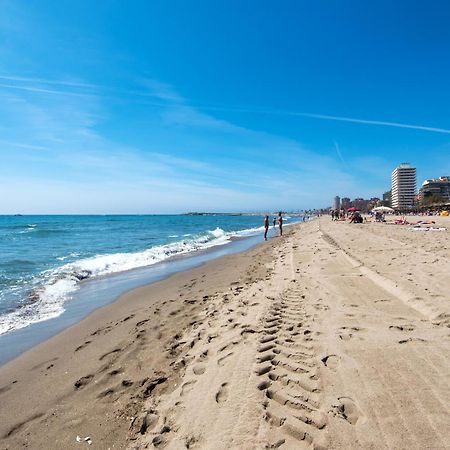 Boliches Center Apartment Next To The Beach, Parking, Pool & Terrace Фуэнхирола Экстерьер фото