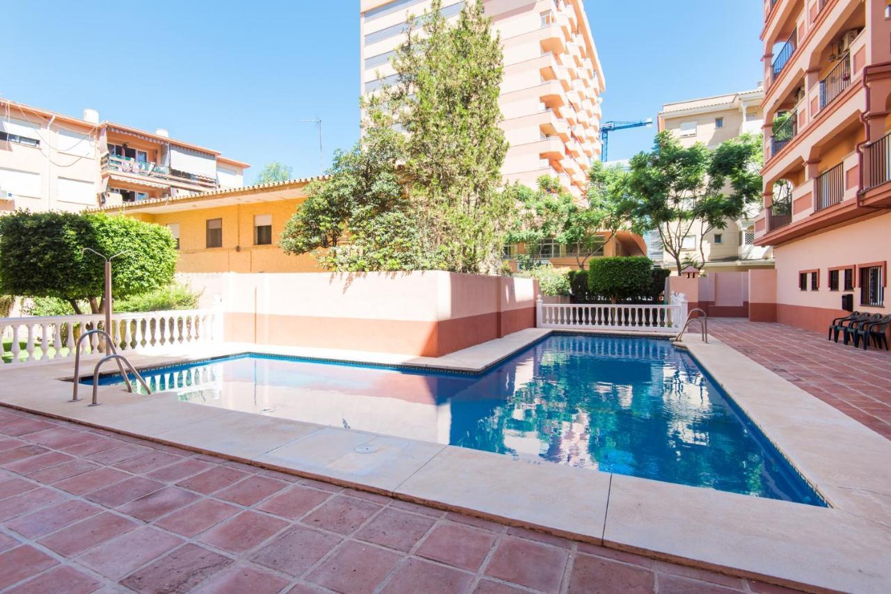 Boliches Center Apartment Next To The Beach, Parking, Pool & Terrace Фуэнхирола Экстерьер фото