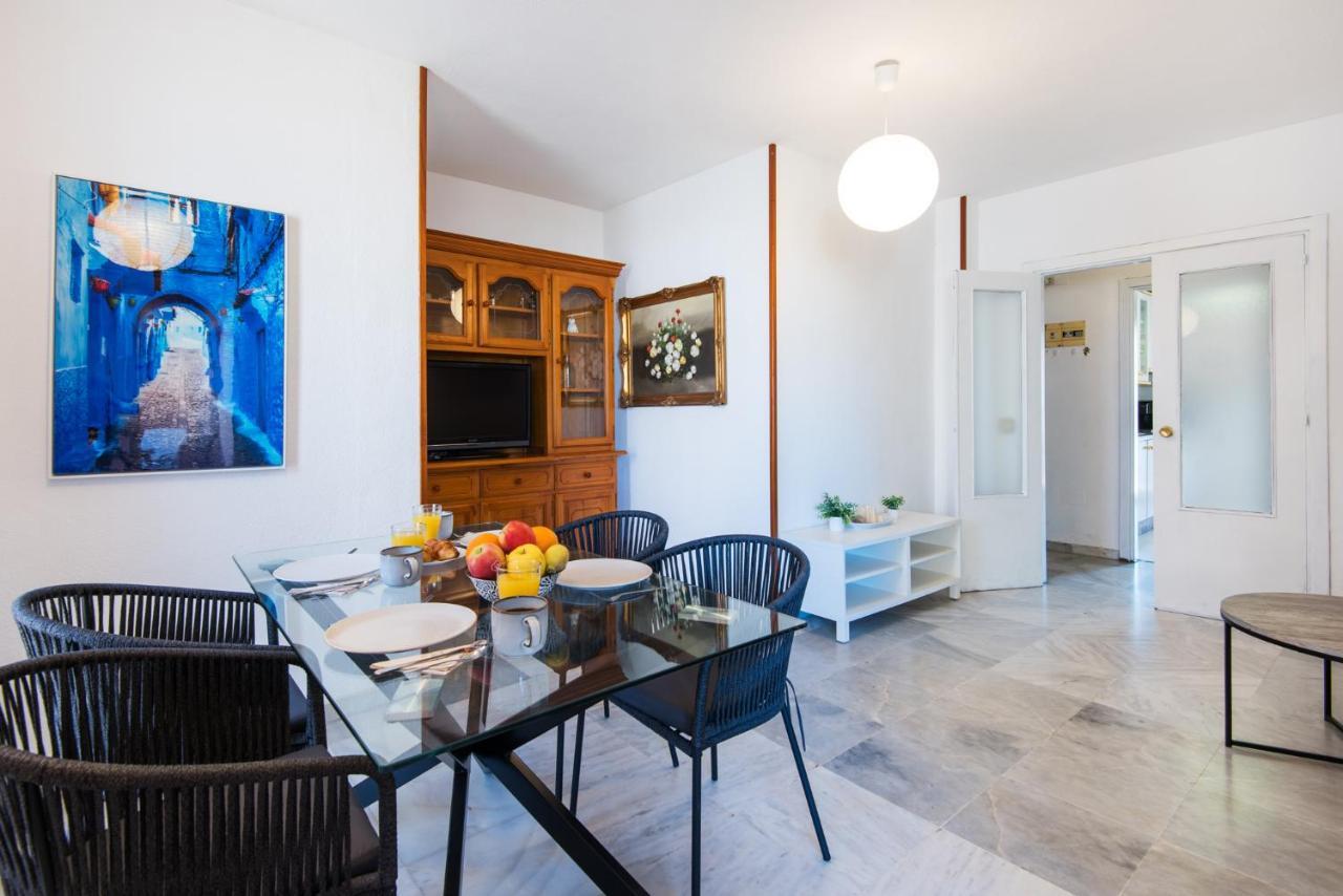 Boliches Center Apartment Next To The Beach, Parking, Pool & Terrace Фуэнхирола Экстерьер фото