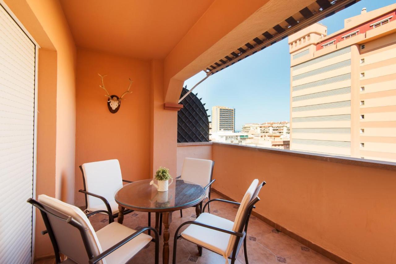 Boliches Center Apartment Next To The Beach, Parking, Pool & Terrace Фуэнхирола Экстерьер фото