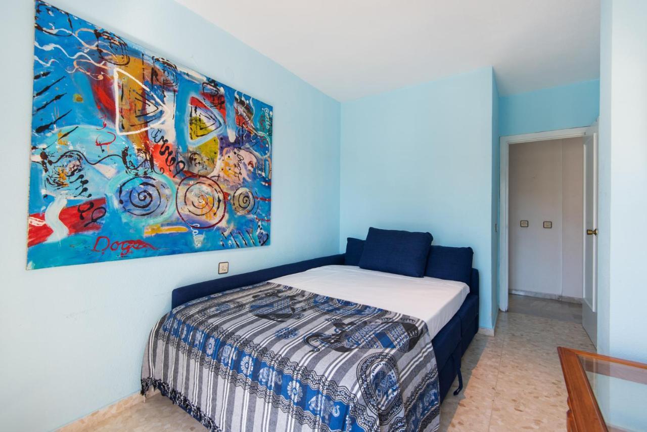 Boliches Center Apartment Next To The Beach, Parking, Pool & Terrace Фуэнхирола Экстерьер фото